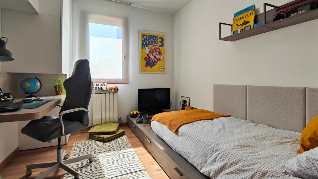 cameretta con angolo studio Nidi