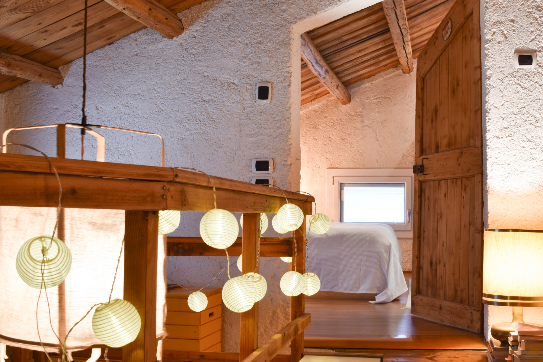luci decorative mansarda stile boho